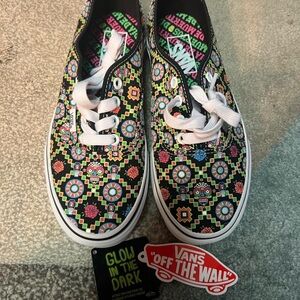 Vans Authentic Dia De Muertos Glow in the Dark Sneakers Limited Edition M6 W7.5